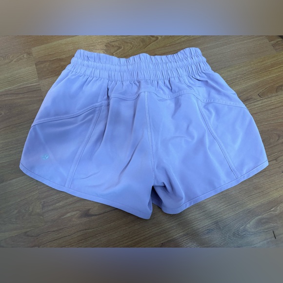 LULULEMON Tracker Short V (Lined) - Picture 2 of 9